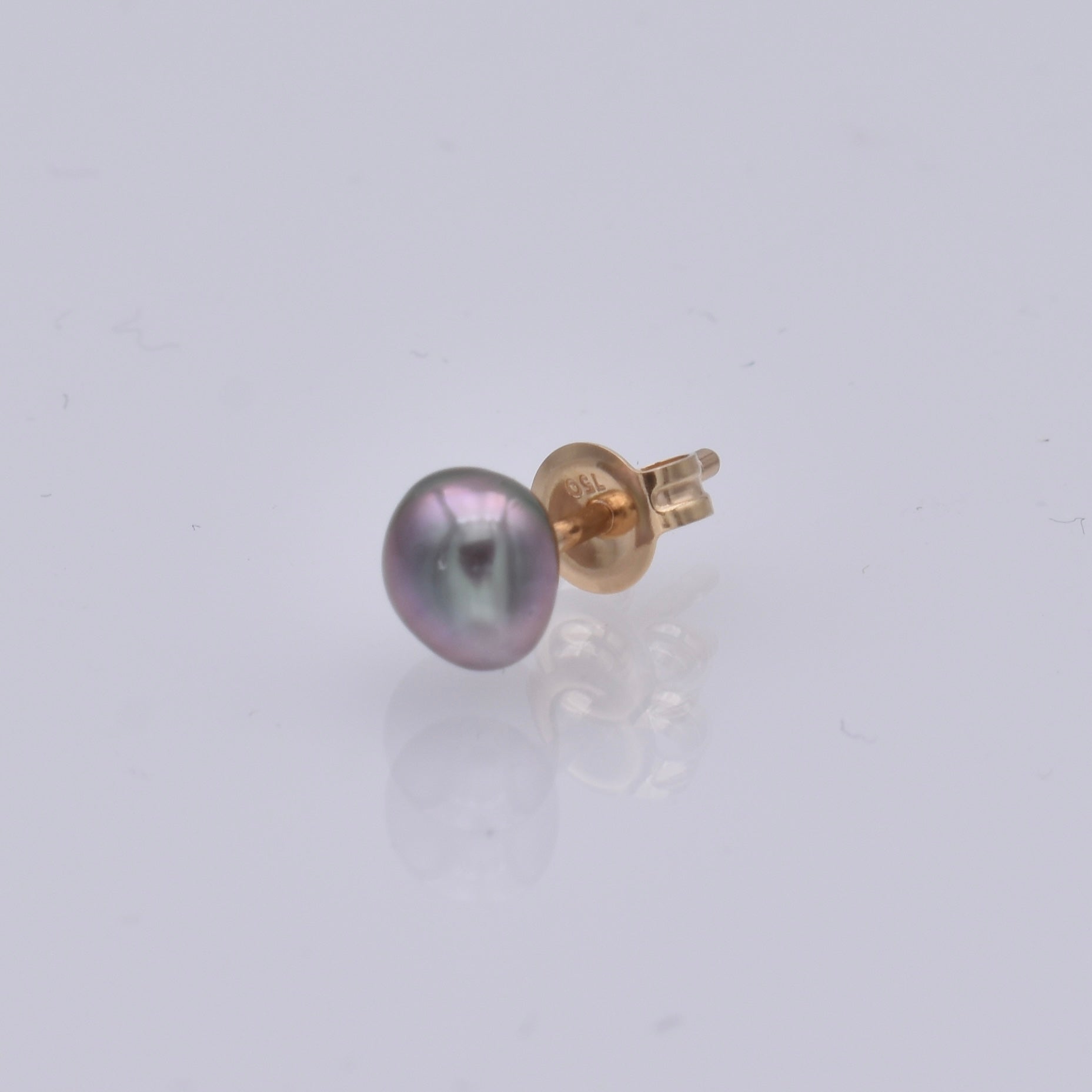 The Classique Keshi Pearl Earring - Main Image
