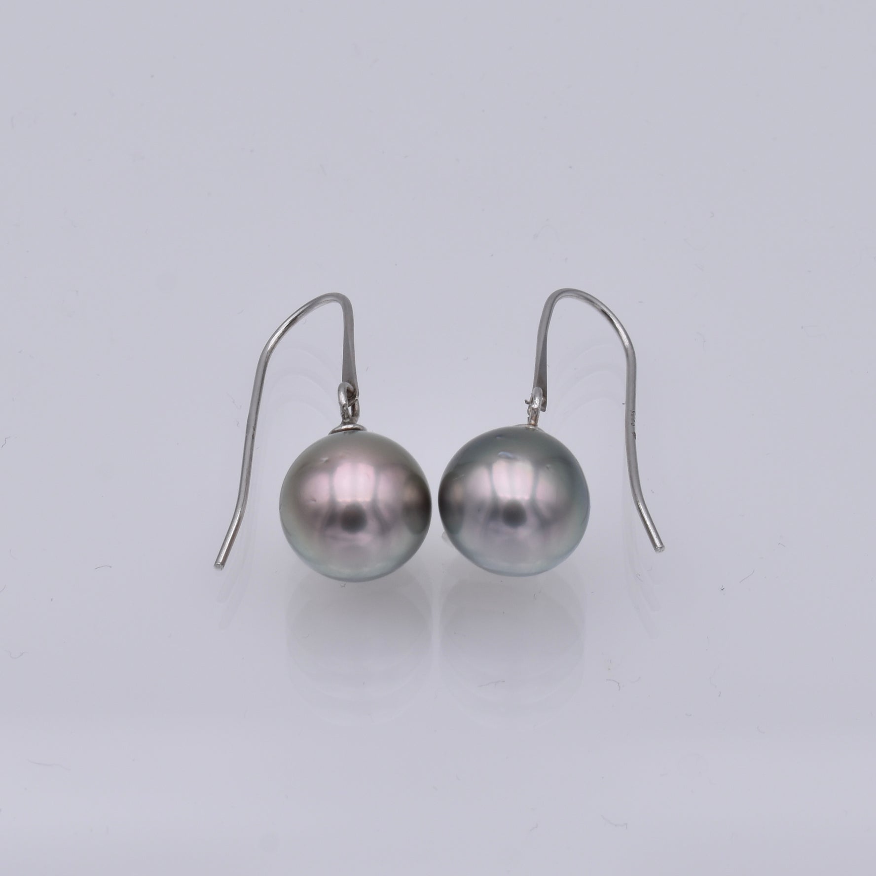 The Nobles Single Drop Pearl Earrings